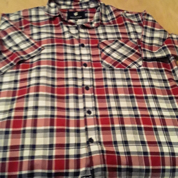 Shirt - Picture 1 of 1